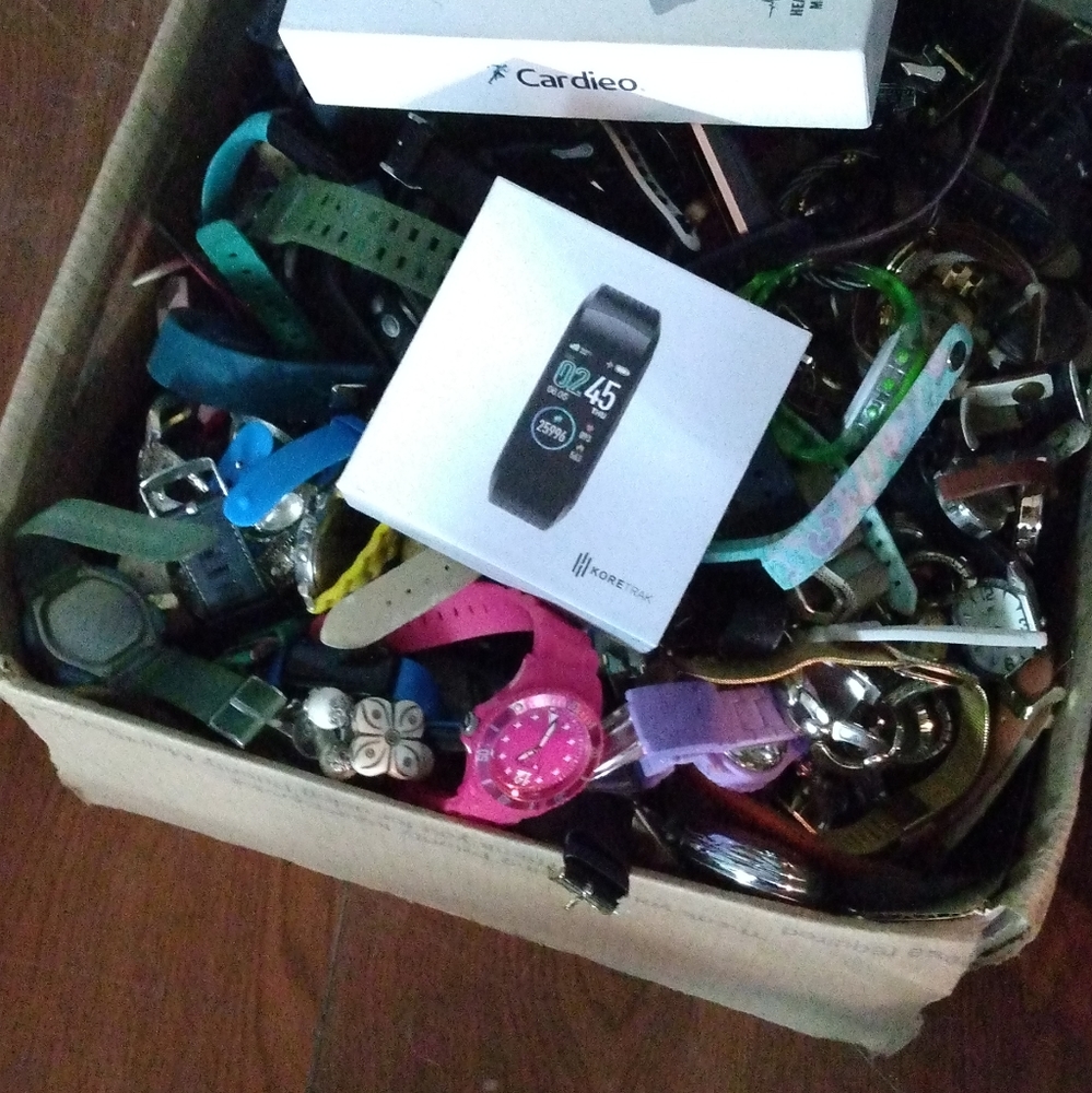 Huge Watch lot 21lbs